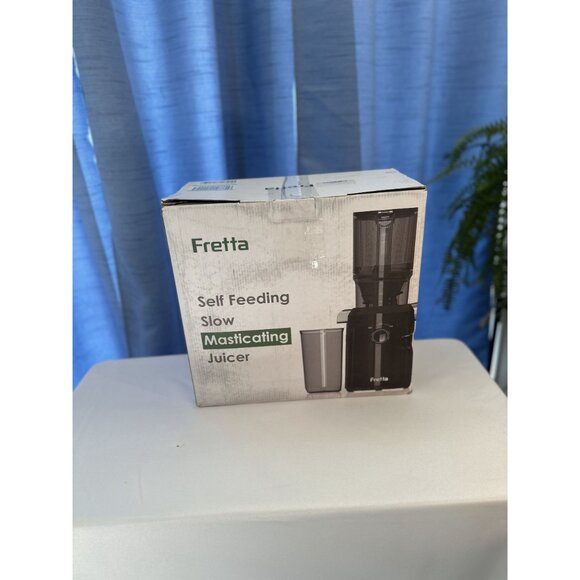 Fretta Self-Feeding Slow Masticating Juicer 1.1L Large Feed Chute BPA-Free Easy - Picture 6 of 13